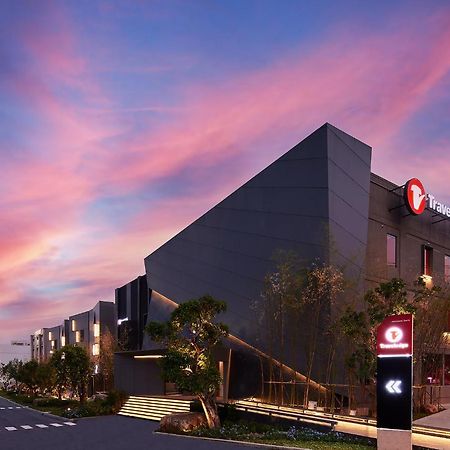 Travelodge Nimman Чиангмай Екстериор снимка