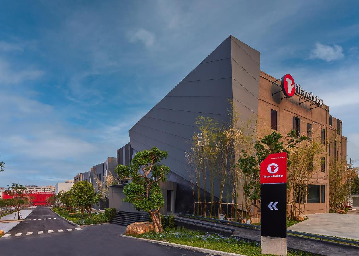 Travelodge Nimman Чиангмай Екстериор снимка