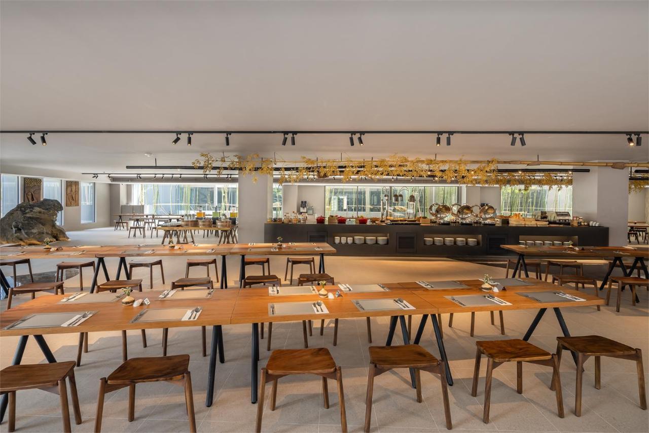 Travelodge Nimman Чиангмай Екстериор снимка