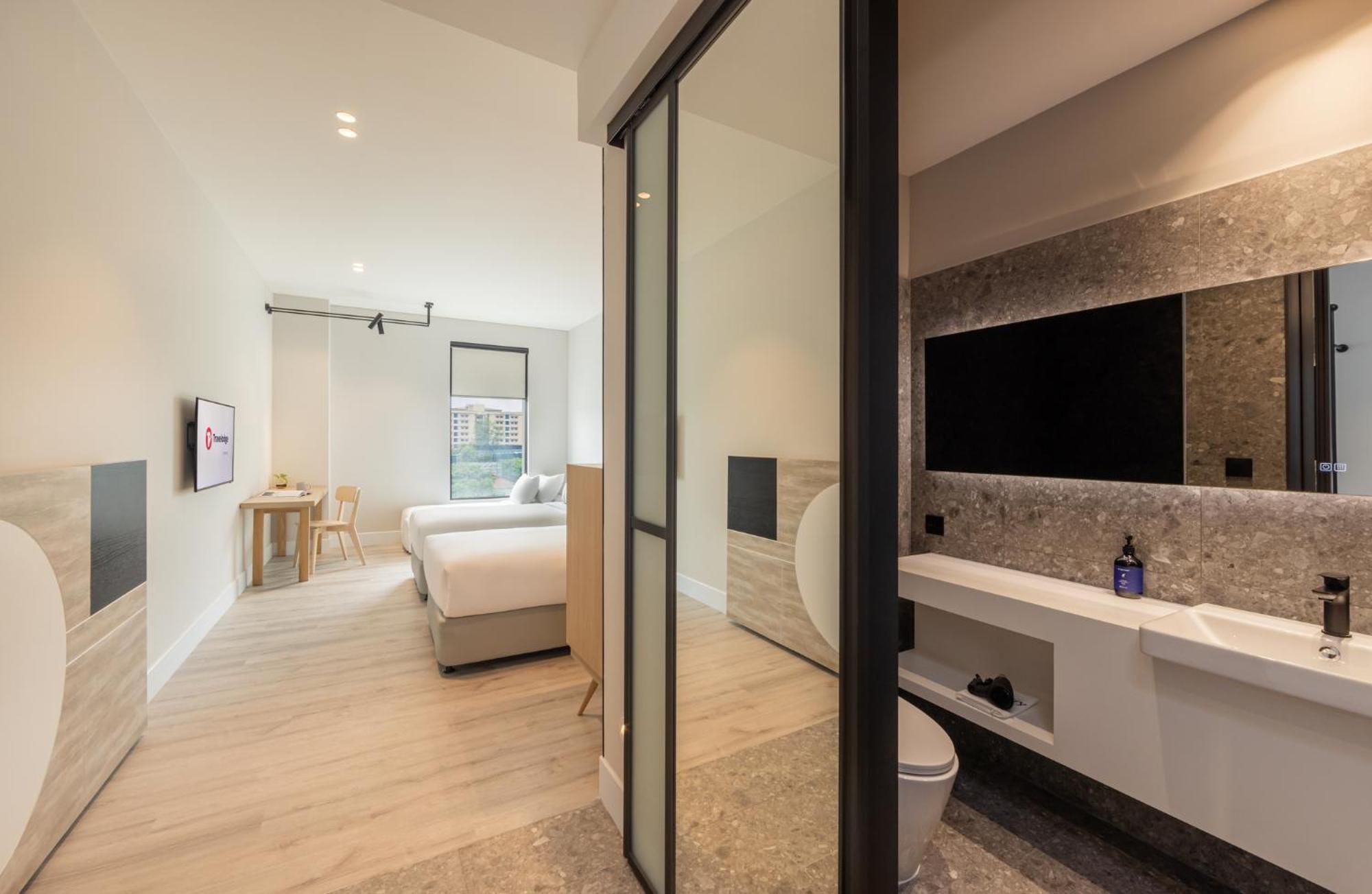 Travelodge Nimman Чиангмай Екстериор снимка