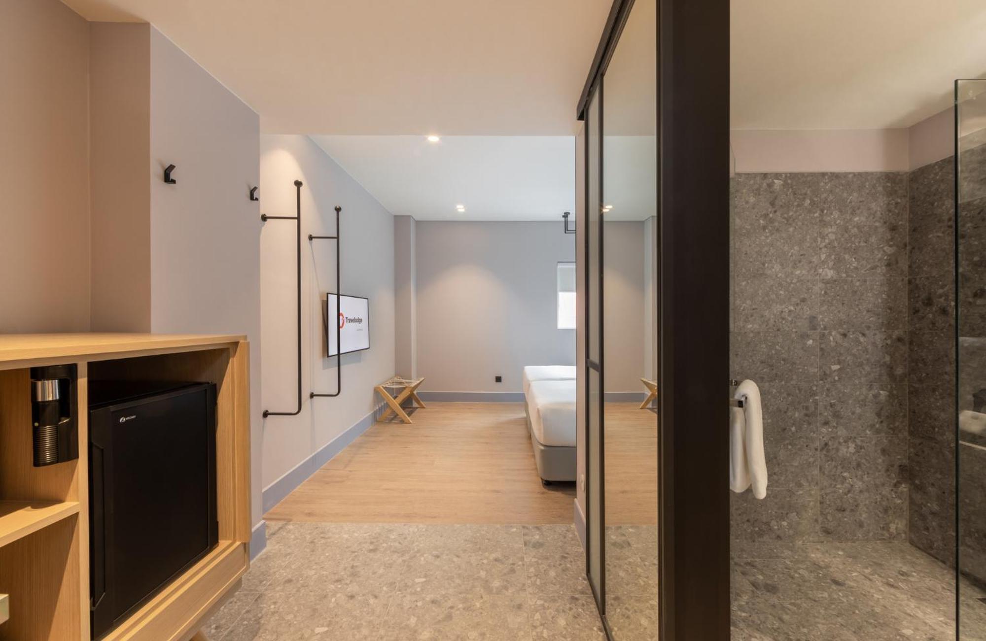 Travelodge Nimman Чиангмай Екстериор снимка