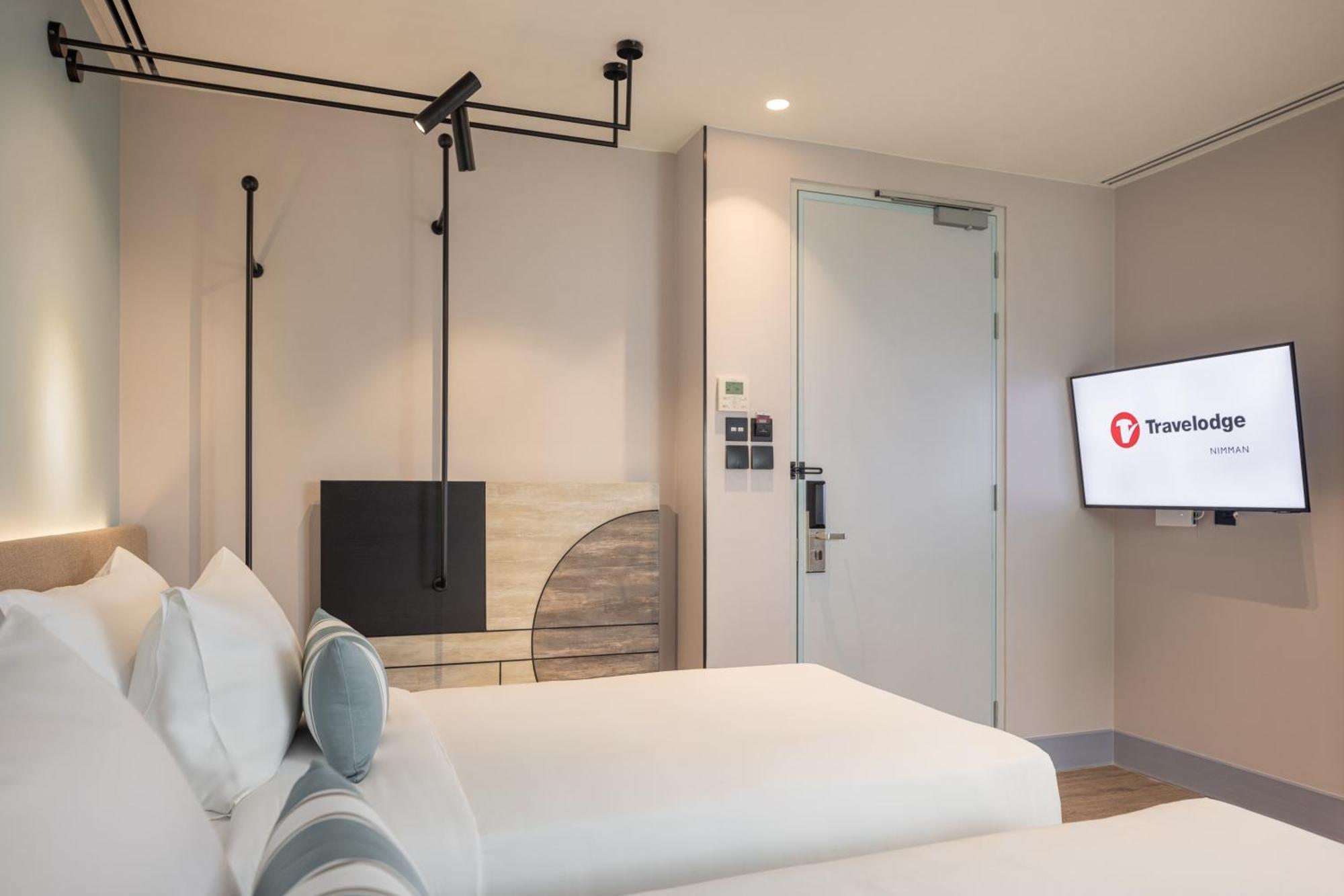 Travelodge Nimman Чиангмай Екстериор снимка